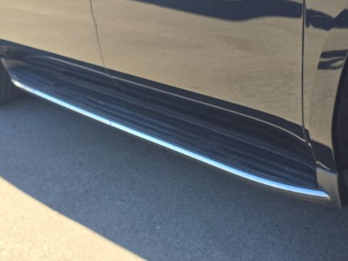 Used 2019 GMC Yukon XL SLT image 8