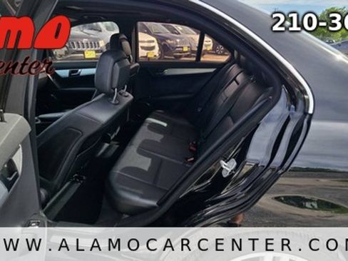 Used 2008 Mercedes-Benz C 300 Sedan image 24