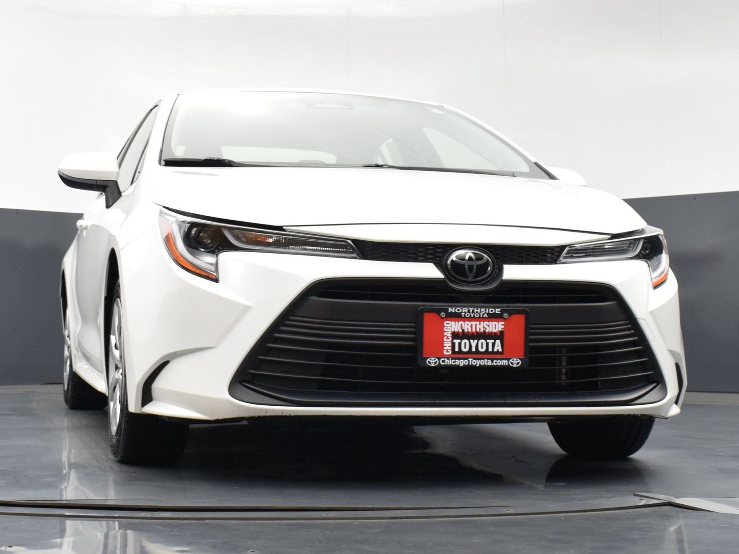 Used 2024 Toyota Corolla LE FWD image 28