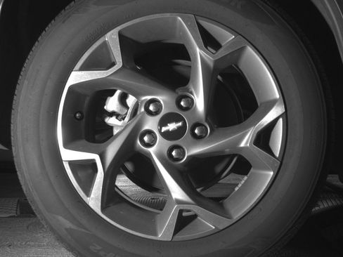 Used 2025 Chevrolet Trax LT FWD image 15
