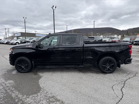 Used 2024 Chevrolet Silverado 1500 RST w/ Z71 Off-Road Package image 7