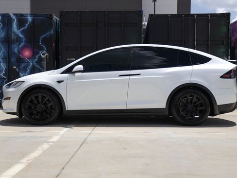 Used 2022 Tesla Model X AWD/4WD image 5
