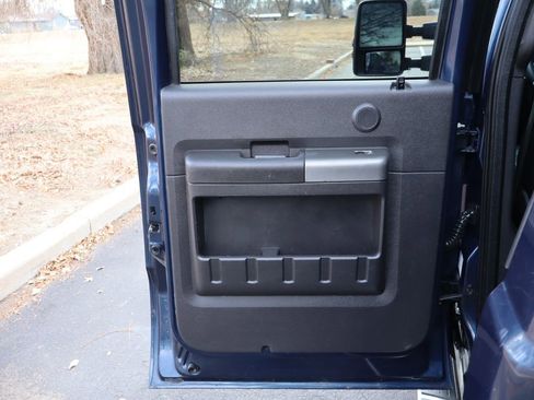 Used 2015 Ford F250 Lariat w/ Lariat Ultimate Package image 25