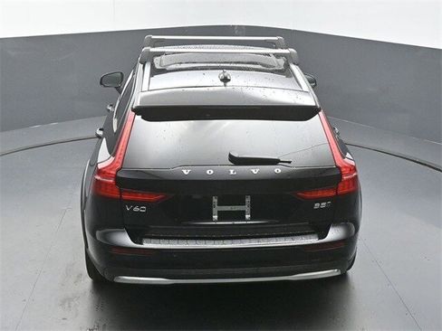 Used 2023 Volvo V60 B5 Cross Country Plus w/ Climate Package AWD/4WD image 46