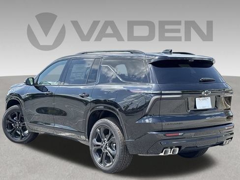 Used 2027 Chevrolet Traverse RS FWD image 18
