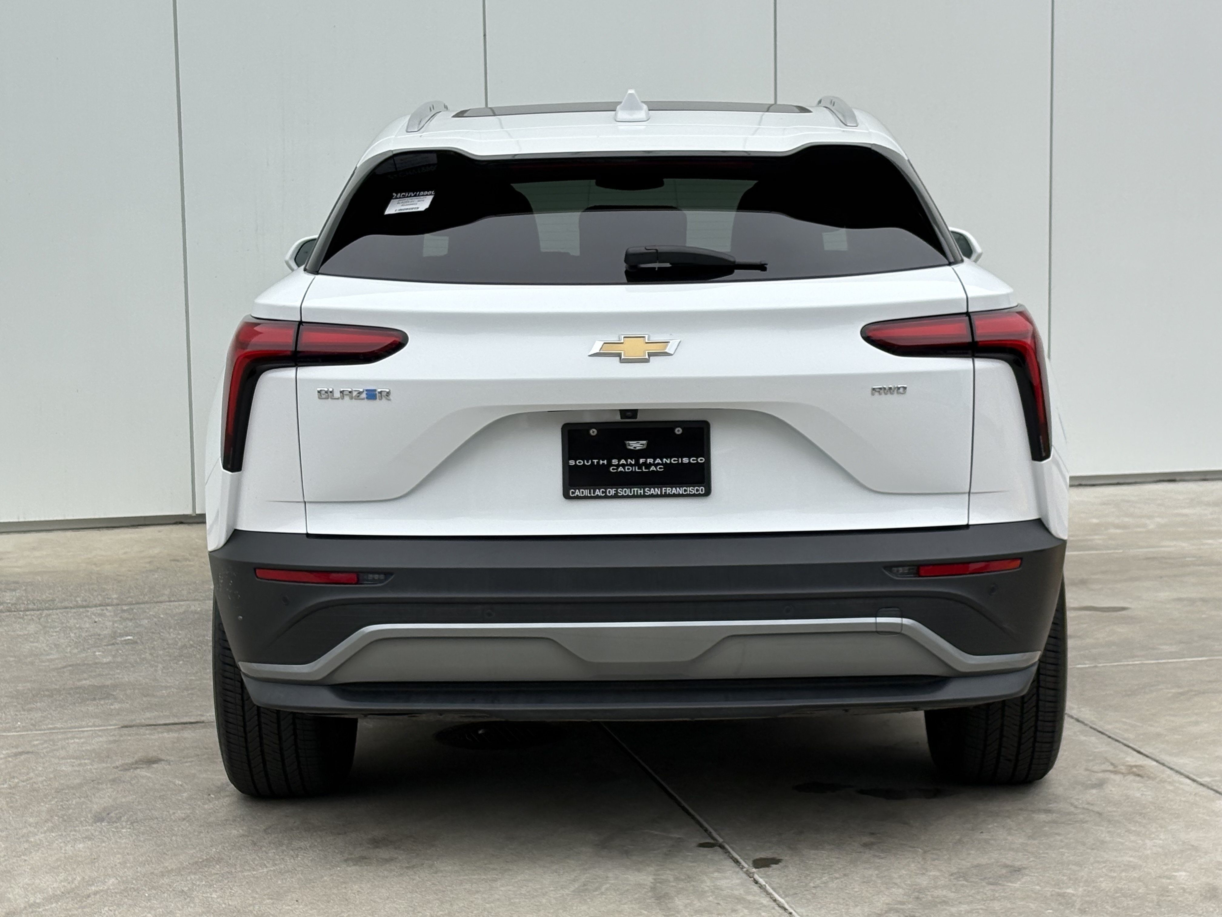 Used 2024 Chevrolet Blazer EV LT AWD/4WD image 8