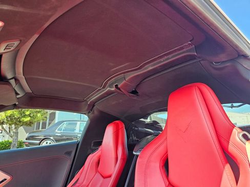 Used 2020 Chevrolet Corvette Stingray Preferred Cpe w/ 2LT Preferred Equipment Group RWD image 16