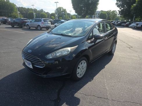 Used 2018 Ford Fiesta S FWD image 4