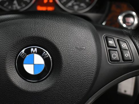 Used 2008 BMW 335i Convertible w/ Cold Weather Pkg image 29