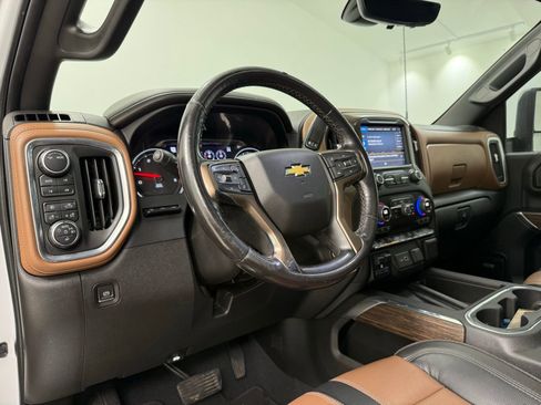 Used 2022 Chevrolet Silverado 3500 High Country w/ Z71 Off-Road Package image 19