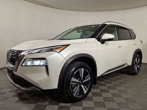 Used 2023 Nissan Rogue SL w/ SL Premium Package image 7