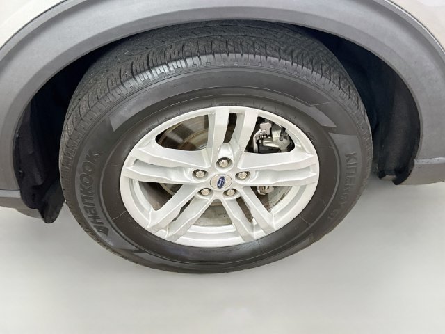 Used 2024 Ford Explorer XLT RWD image 31