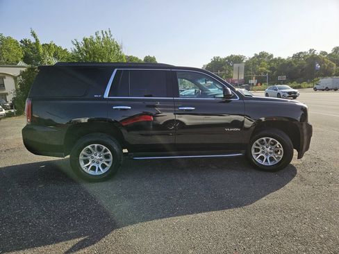 Used 2019 GMC Yukon SLT AWD/4WD image 6