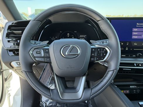 New 2026 Lexus RX 350h AWD/4WD image 22