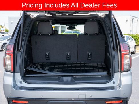 Used 2024 Chevrolet Tahoe Z71 w/ Luxury Package AWD/4WD image 6