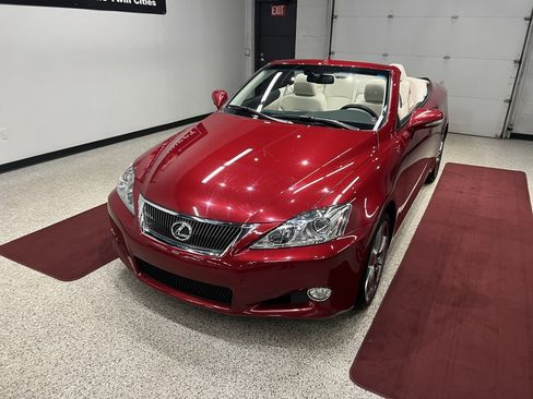 Used 2010 Lexus IS 350C image 5