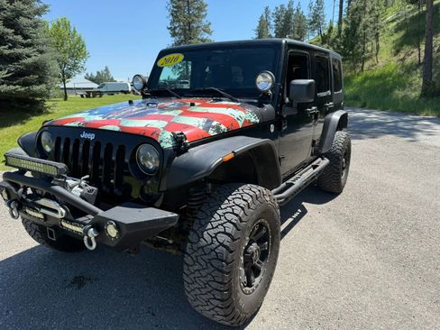 Used 2010 Jeep Wrangler Unlimited Rubicon AWD/4WD image 1