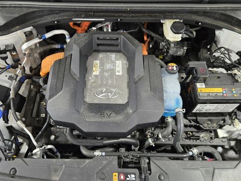 Used 2021 Hyundai Ioniq SE image 33