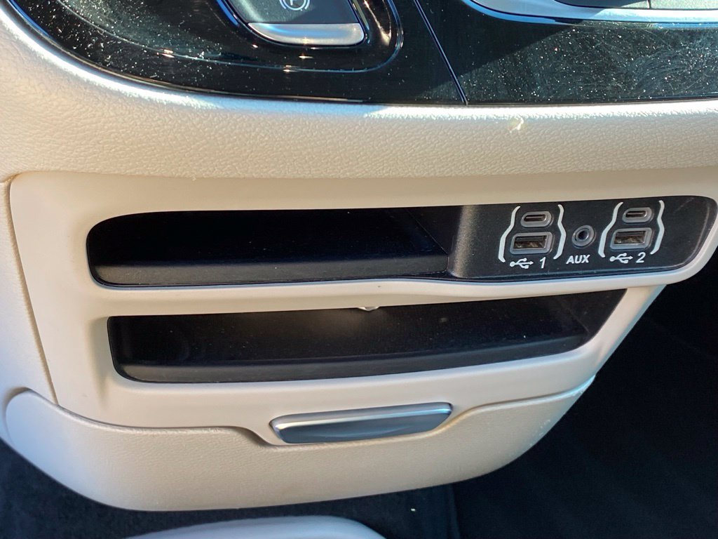 Used 2024 Chrysler Pacifica Touring-L FWD image 20