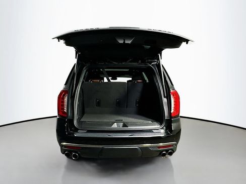 Used 2023 GMC Yukon Denali Ultimate AWD/4WD image 38