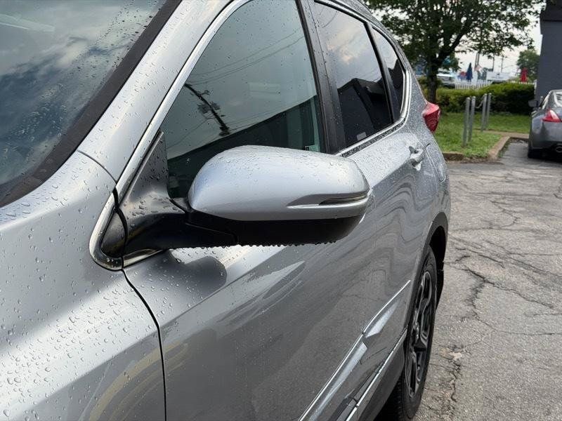 Used 2019 Honda CR-V Touring image 9