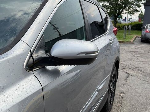 Used 2019 Honda CR-V Touring image 9