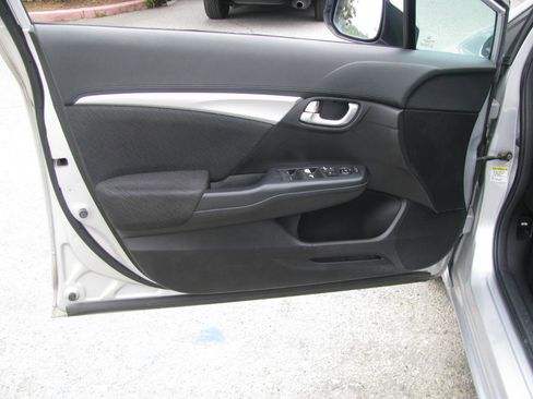 Used 2013 Honda Civic EX image 9