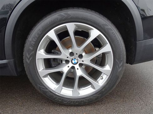 Used 2020 BMW X5 xDrive40i w/ Premium Package image 26