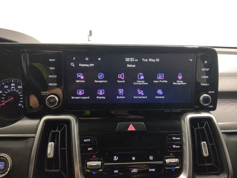 Used 2023 Kia Sorento S FWD image 25
