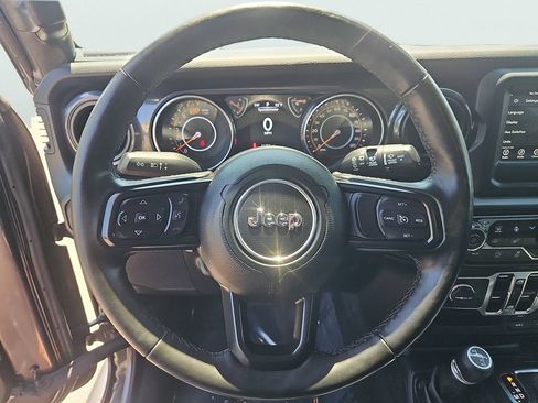 Used 2022 Jeep Wrangler Unlimited Sport AWD/4WD image 29
