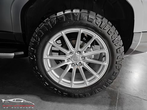 Used 2024 Lexus GX 550 w/ Accessory Package (2T) AWD/4WD image 47