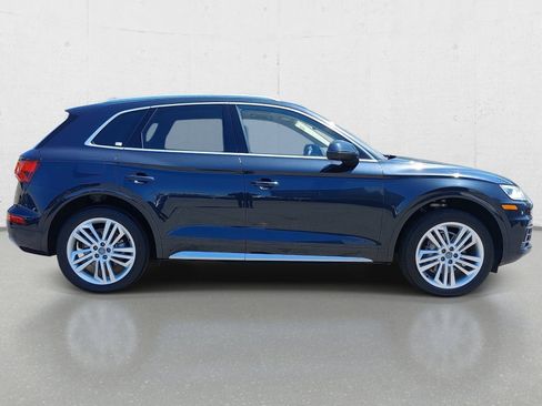 Used 2018 Audi Q5 Premium Plus w/ Premium Plus Package AWD/4WD image 4