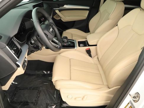 Certified 2024 Audi Q5 2.0T Prestige AWD/4WD image 24