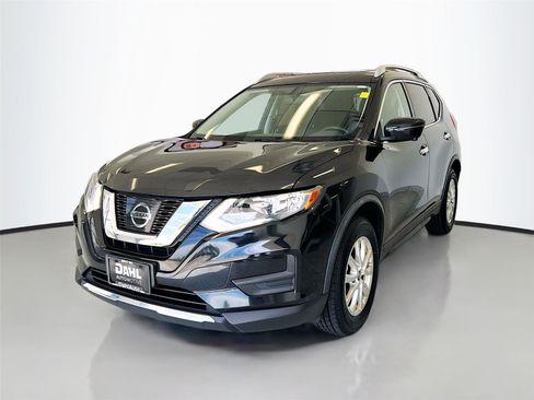 Used 2017 Nissan Rogue SV w/ SV Premium Package AWD/4WD image 4