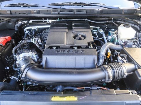 Used 2026 Nissan Frontier PRO-4X w/ Tow Package image 12