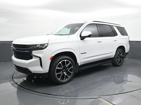Used 2022 Chevrolet Tahoe RST w/ Luxury Package AWD/4WD image 1