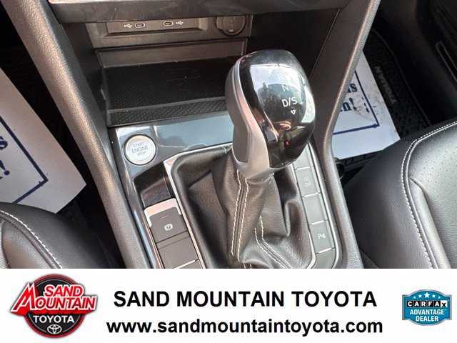 Used 2024 Volkswagen Tiguan SE R-Line FWD image 18
