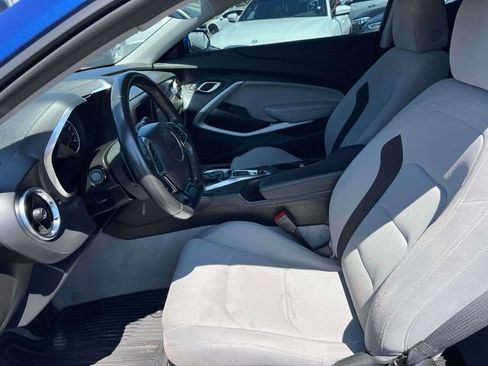 Used 2023 Chevrolet Camaro LT RWD image 16
