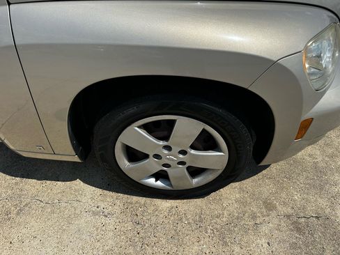 Used 2009 Chevrolet HHR LS image 17