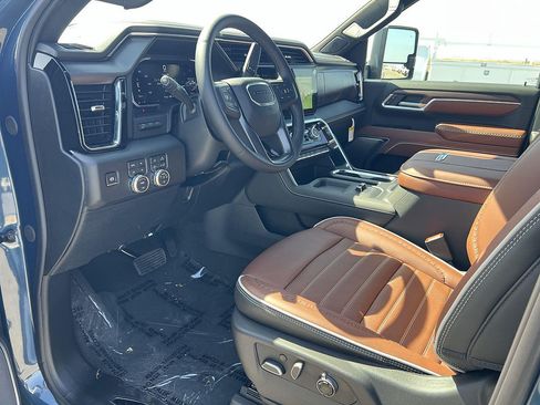 New 2026 GMC Sierra 2500 Denali Ultimate w/ Max Trailering Package AWD/4WD image 9
