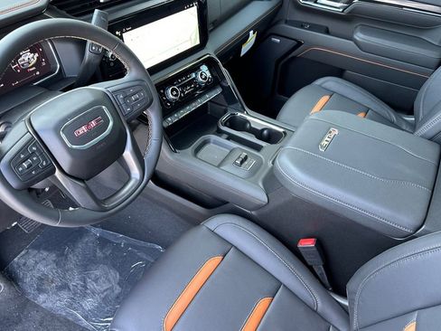 New 2026 GMC Sierra 2500 AT4 w/ AT4 Premium Plus Package AWD/4WD image 10