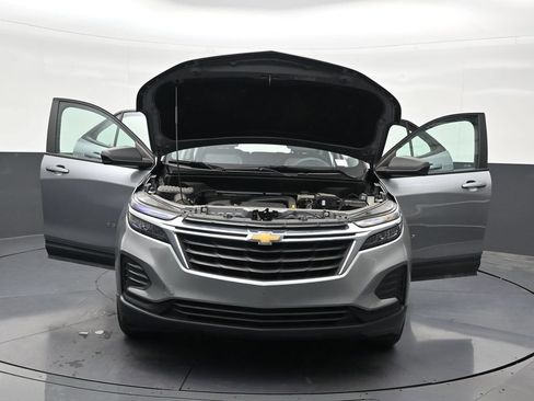 Used 2024 Chevrolet Equinox LS FWD image 36