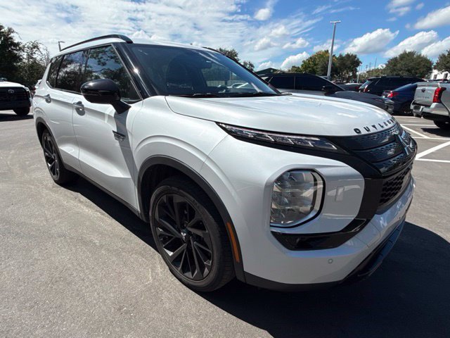 Used 2025 Mitsubishi Outlander SEL Black Edition AWD/4WD image 7