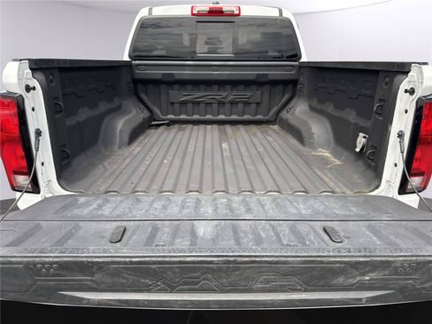 Used 2023 Chevrolet Colorado ZR2 w/ ZR2 Convenience Package III AWD/4WD image 10