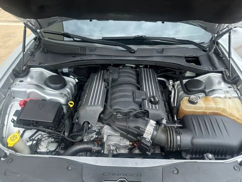 Used 2020 Dodge Charger Scat Pack RWD image 31