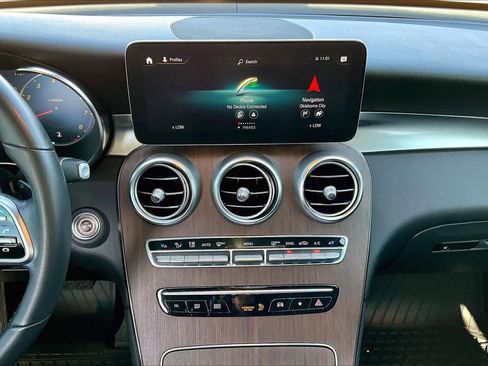 Used 2020 Mercedes-Benz GLC 300 image 7