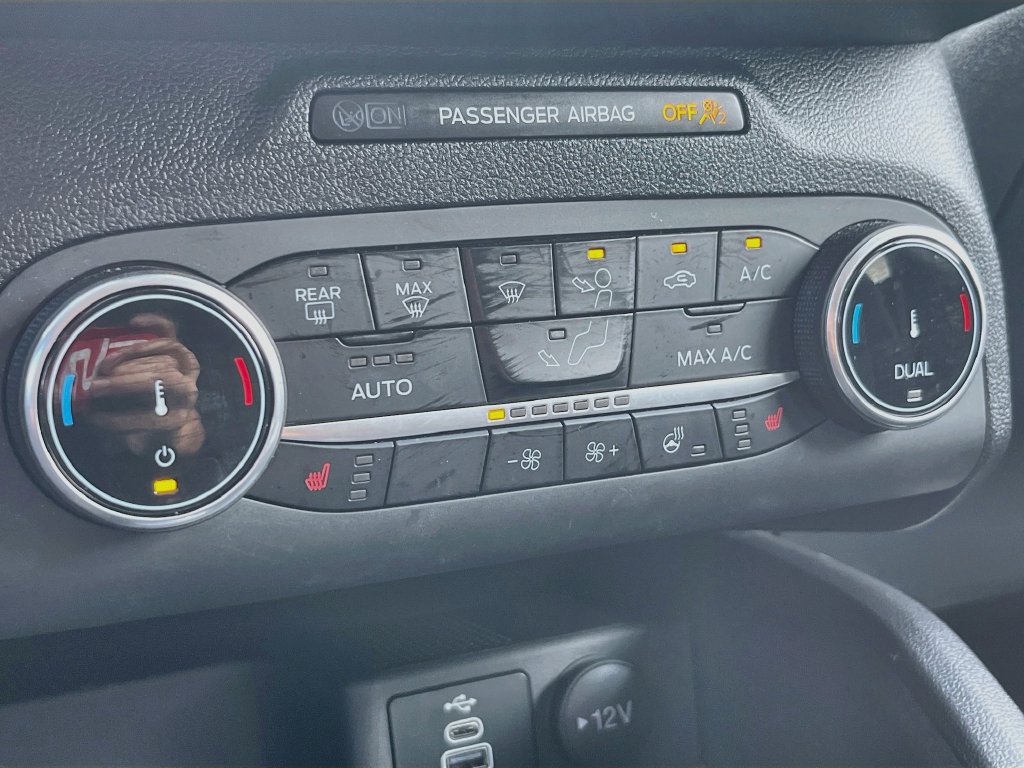 Used 2025 Ford Escape Active w/ Cold Weather Package FWD image 15