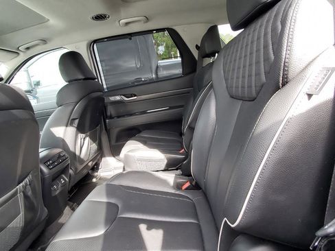 Used 2023 Hyundai Palisade Limited AWD/4WD image 5