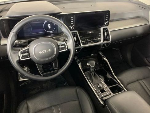 Used 2023 Kia Sorento SX image 6