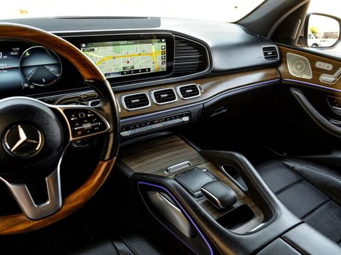 Used 2022 Mercedes-Benz GLE 350 w/ Premium Package image 26